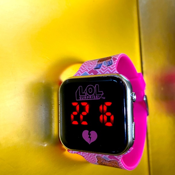 L.O.L. SURPRISE LED KIDS WATCH MGA - Picture 9 of 11